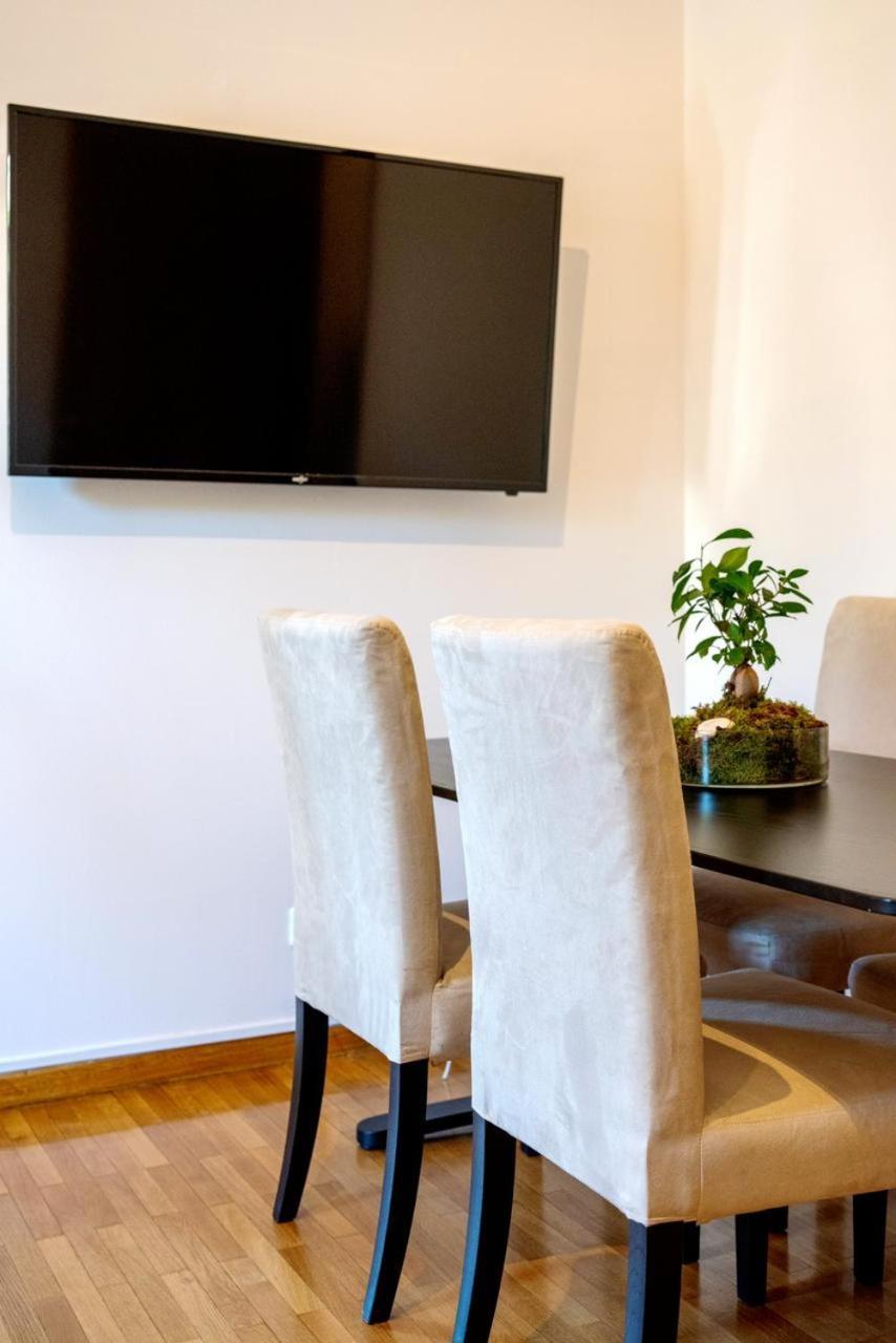 Luxury Apartment In Kolonaki Athens - Sleeps 4 Extérieur photo